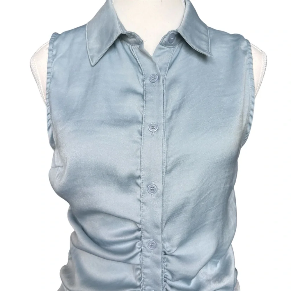Fashion Nova Light Blue Sleeveless Button-Up Top - Picture 2 of 12